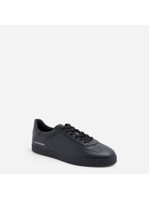 Town Sneakers In Leather GIVENCHY BH009UH1NT-001